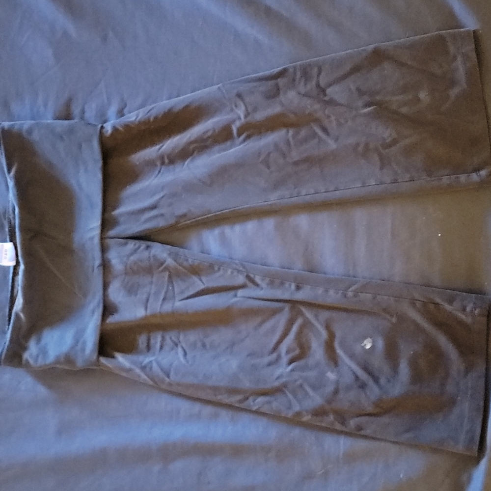 Victoria Secret Yoga Capri Pants